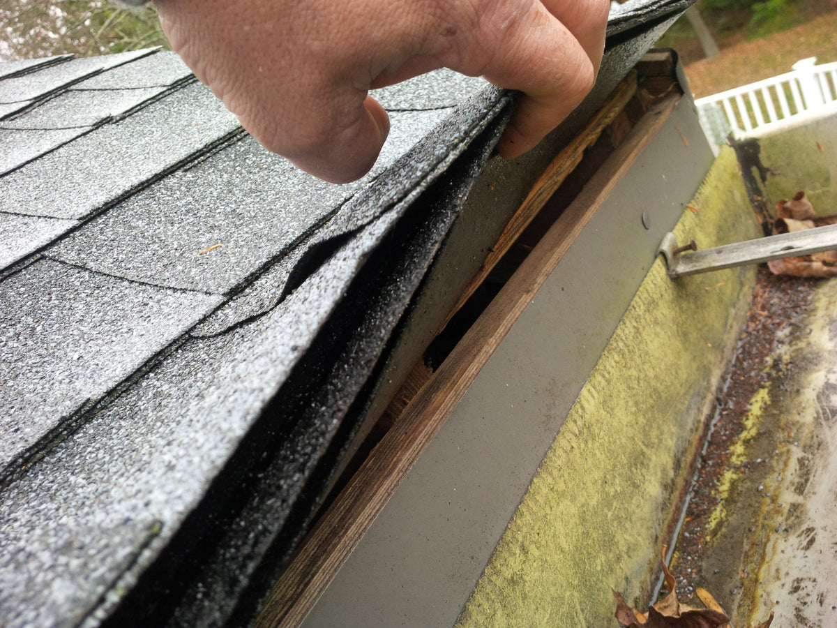 How Gutters, Roof Edges, and Siding Work Together